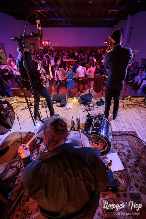 Limoges'Hop festival 2022

Partage libre avec le crédit et la citation (@lightexmachina) de l'auteur pour tout usage non promotionnel et non commercial.

© Alexandre - LIGHT EX MACHINA 2022, tous droits réservés.